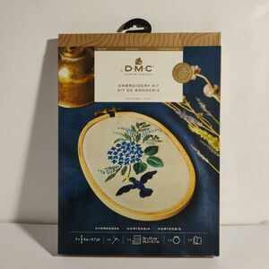 DMC Hydrangea Embroidery Kit TB19078 Open Box Missing Needle